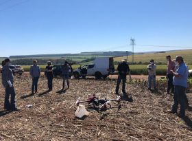 Técnicos da APPA avaliam a utilização de drones para pulverização UBV
